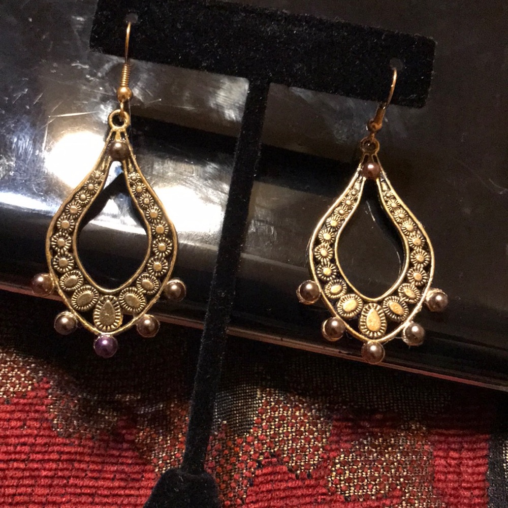 Earring - Picture 7 of 8